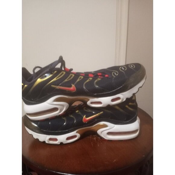 Nike Air Max Plus OG Size 5.5 Y Obsidian/ Comet Red, DJ2009-400 Tennis Shoes - Picture 15 of 16